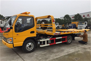 太平桥哪里有拖车服务